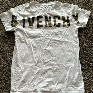 Givenchy t shirt